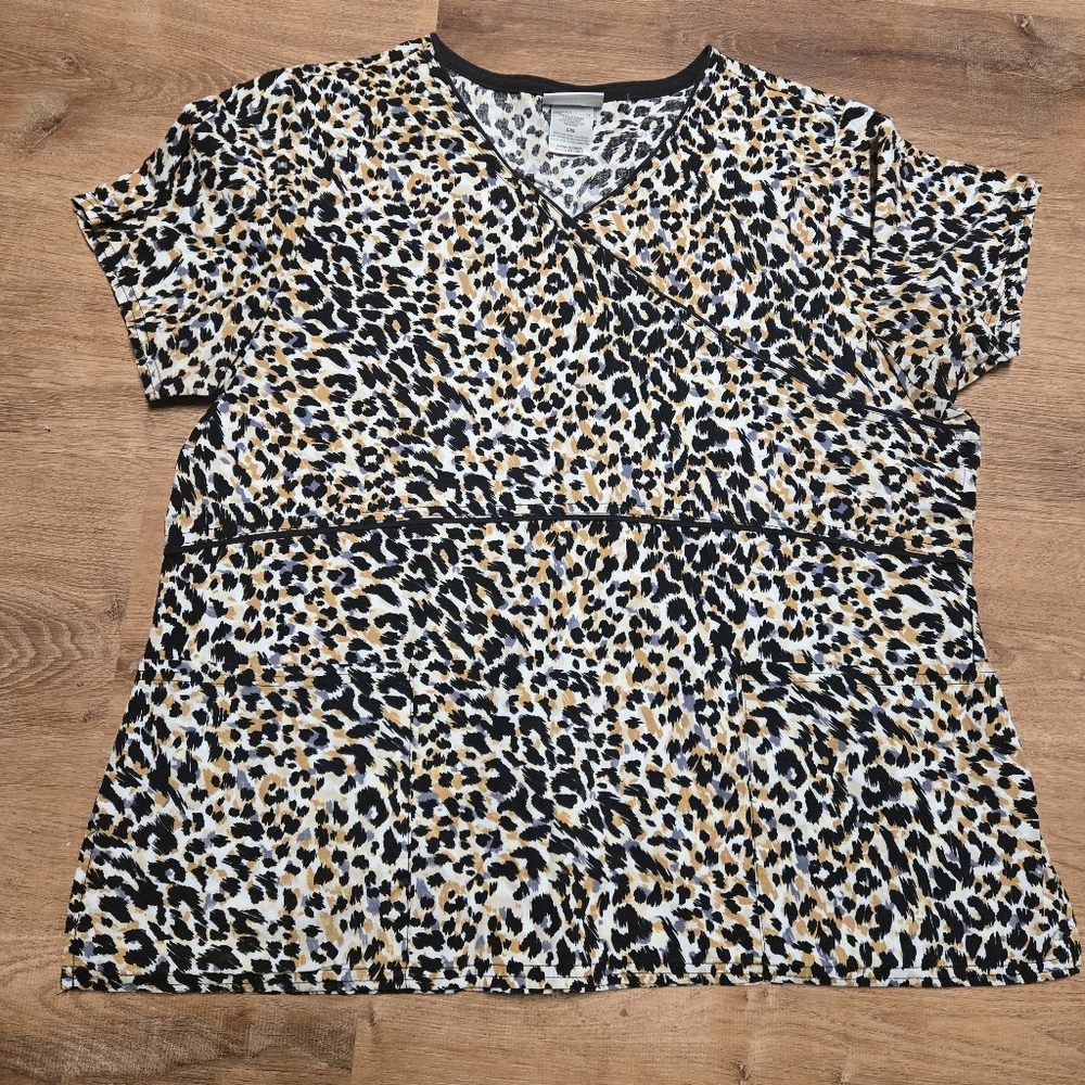 Scrubstar Leopard Print Short Sleeve Scrub Top Size Large